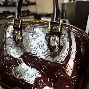 Louis Vuitton Amarante Monogram Vernis Bag – Like New w/ Dust Bag  & Box